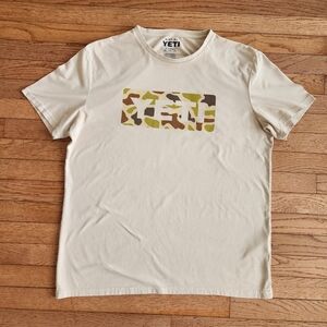 Mens YETI Shirt Size XL